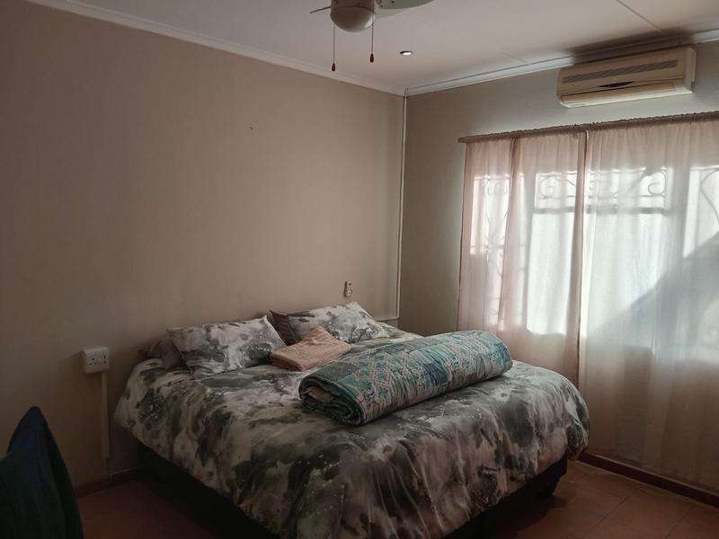 To Let 3 Bedroom Property for Rent in Sunnyside Eastern Cape